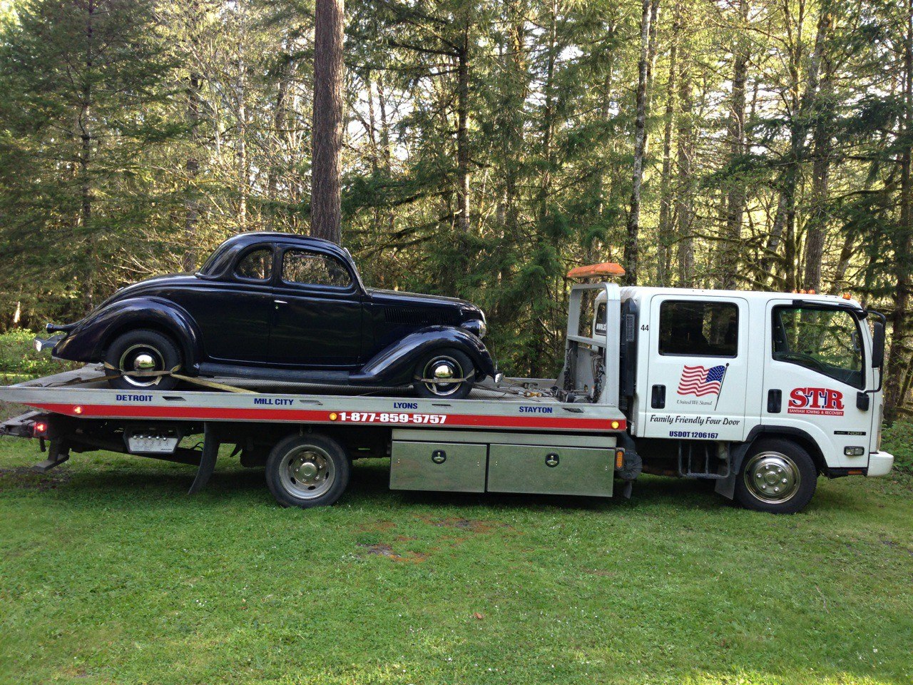 Santiam Towing And Recovery Car